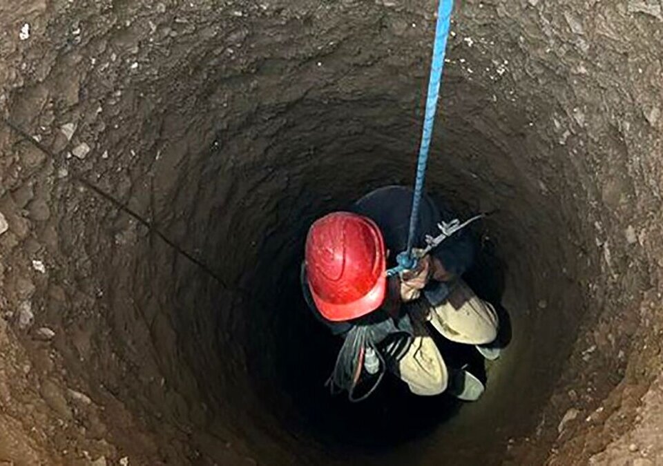 معجزه برای زن 87 ساله در عمق چاه 5 متری