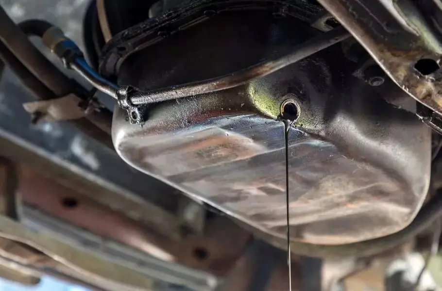 آشنایی با کارتر یا کارتل روغن خودرو