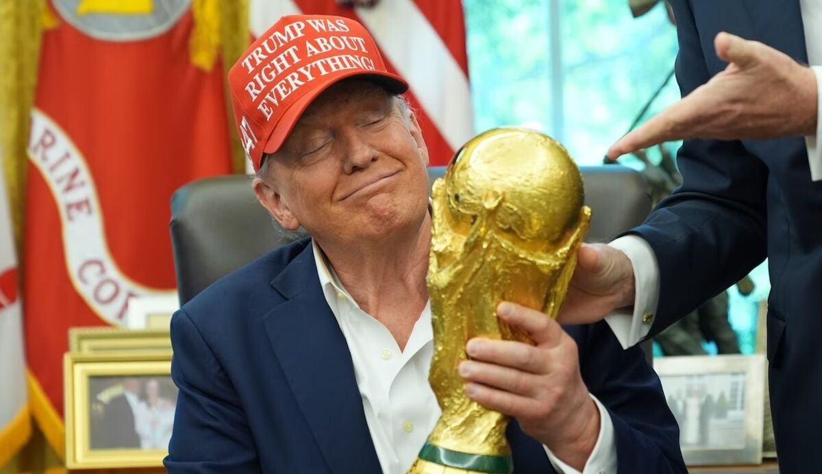 ترامپ به اینفانتینو: می توانم کاپ جام جهانی را پیش خودم نگه دارم!؟
