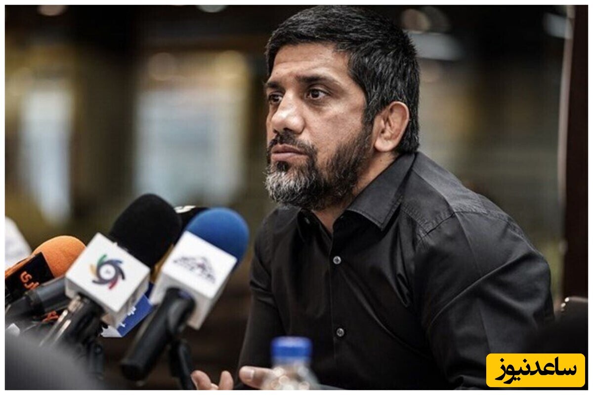 عکس | تیپ دهه شصتی علیرضا دبیر با کت و شلوار گُشاد در جوانی / زمین تا آسمون تغییر کرده