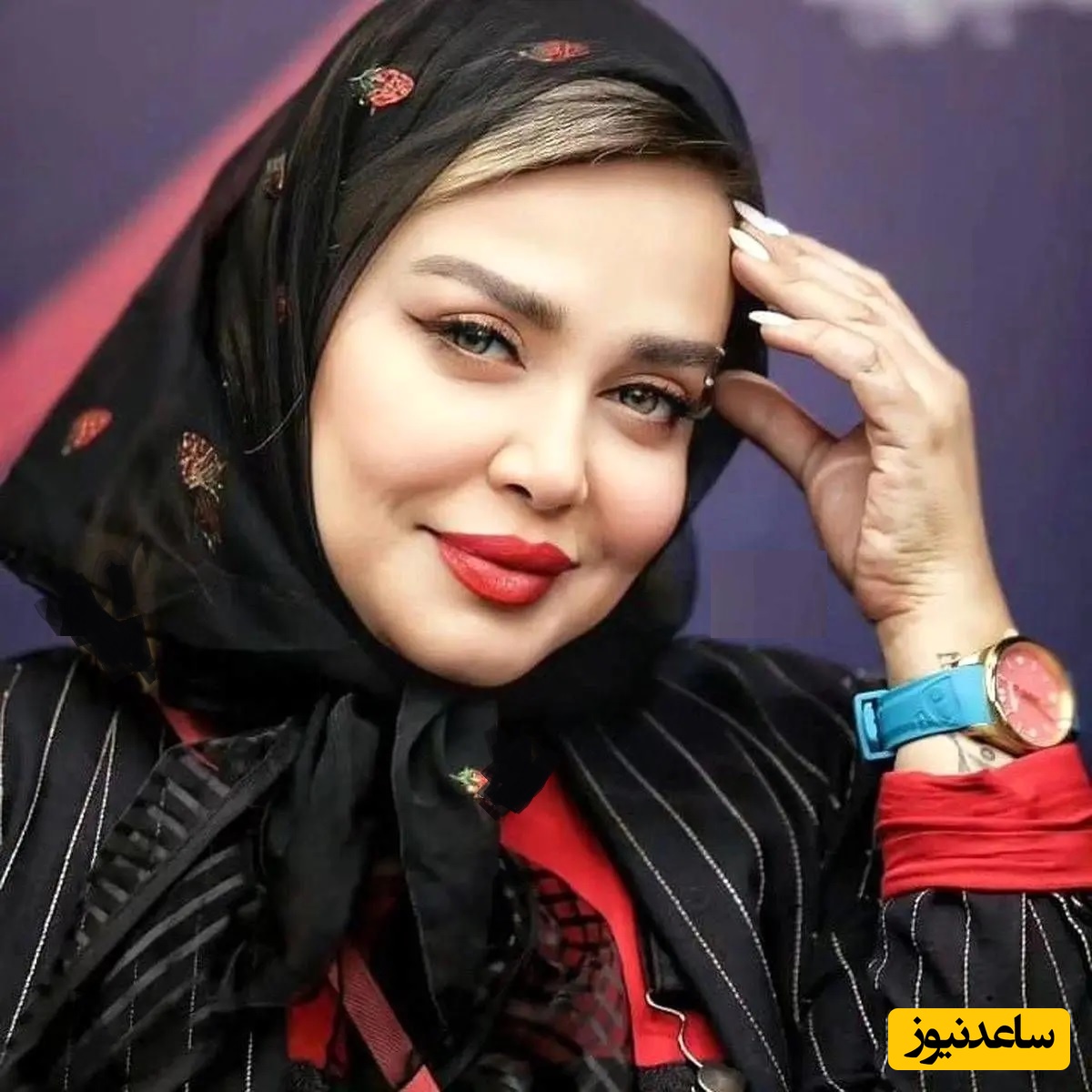 استایل جذاب تابستانی بهاره رهنما/ مینی اسکارف و عینک و اکسسوری با تم آبی... 😍👌