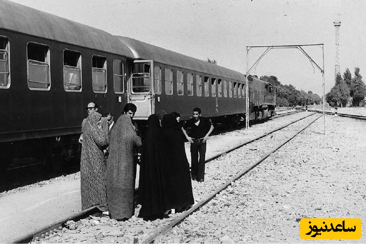 دختران مهماندار قطار مدرن تهران مشهد در سال 1355 (عکس)