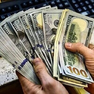 پیش‌بینی جالب یک اقتصاددان درباره قیمت ارز/ منتظر ریزش قیمت دلار باشیم؟