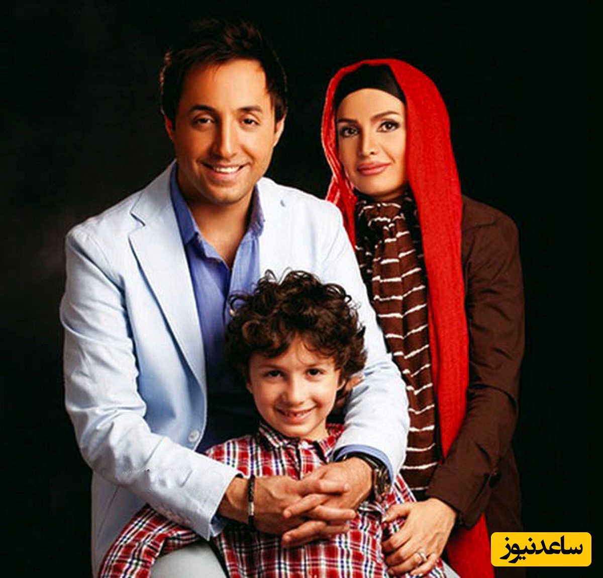 برق چشمان امیرحسین رستمی وقتی از همسرش پوراندخت میگه: من و یارم 26 ساله کنار همیم بزنم به تخته+فیلم