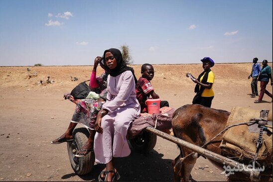 آوارگان جنگ داخلی سودان در حال ترک کشور به سمت سودان جنوبی/ آسوشیتدپرس