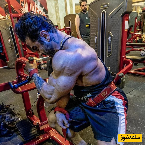 وحید بادپی رقیب لرستانی هادی چوپان پسرش رهام رو تا مدرسه اسکورت کرد +فیلم/ بادیگارد مستر المپیایی داشتن چه کلاسی داره😎