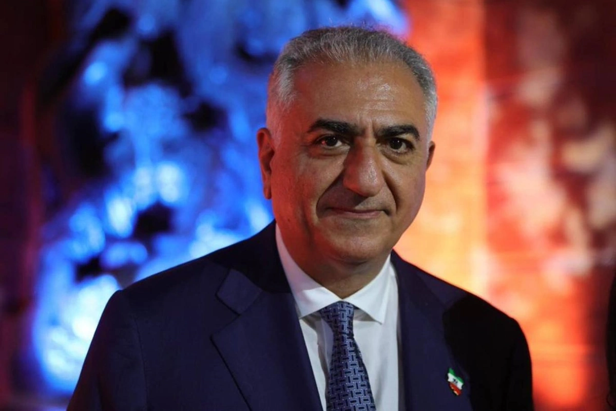 به نام کمک به زلزله‌زدگان به کام رضا پهلوی؛ وقتی سس خرسی یک میلیون دلار برای کمک به مردم زلزله زده ایران جمع کرد و به جیب زد!+فیلم