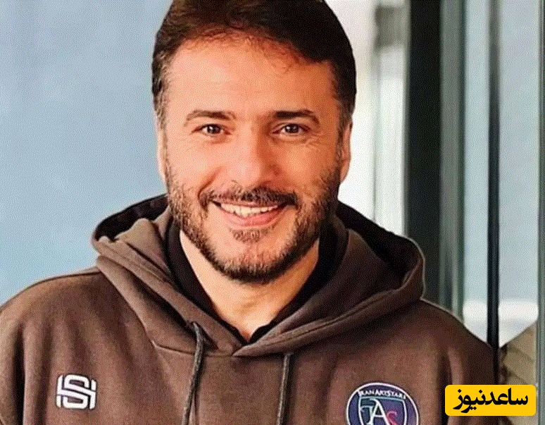 اشک های سیدجواد هاشمی با آهنگ محسن چاوشی در پاتوق شبانه مردم و هنرمندان