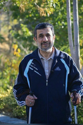 همه چیز درباره ماجرای نقل مکان احمدی‌نژاد به شهر شمالی و اعتراض مردم؛ رئیس‌جمهور سابق الان کجاست؟