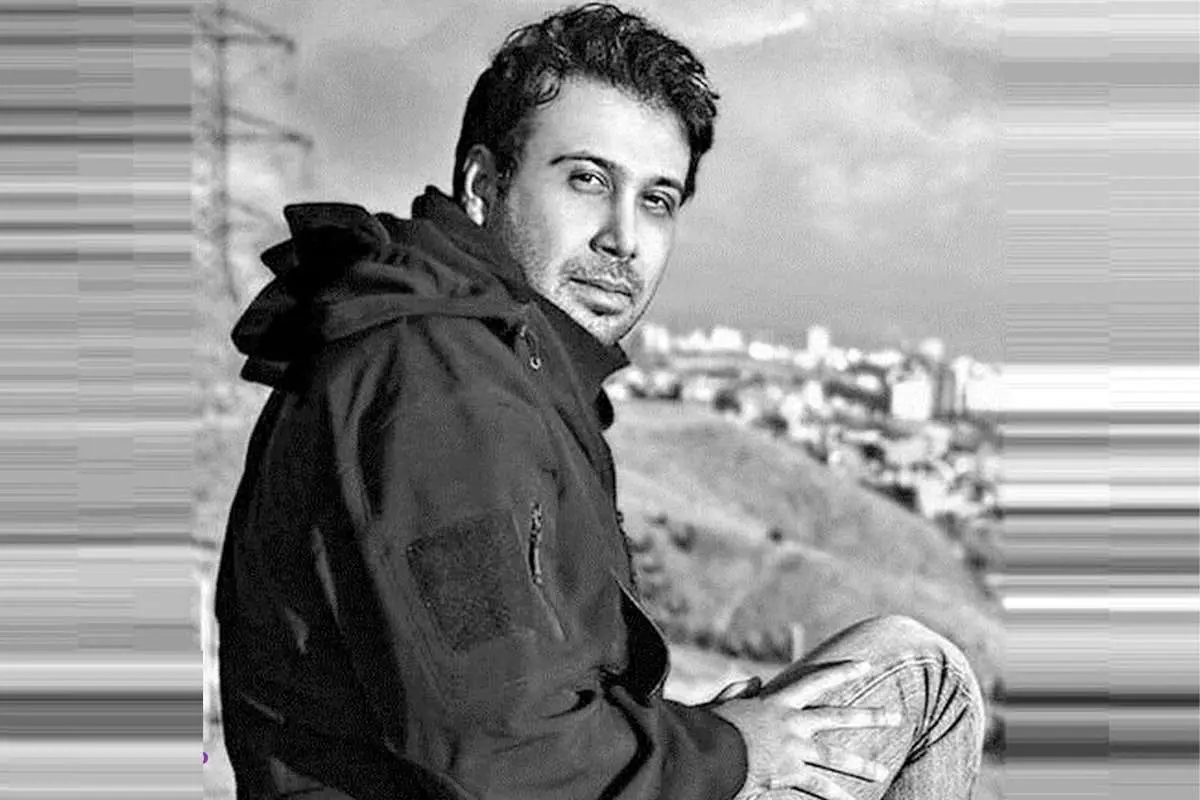 قبول دارین سوز صدای چاوشی رو هیچ خواننده‌ای نداره؟؛ دانلود آهنگ «من باید میرفتم» از این خواننده پرطرفدار و محبوب/ از همه بریده و از همه جا مونده...