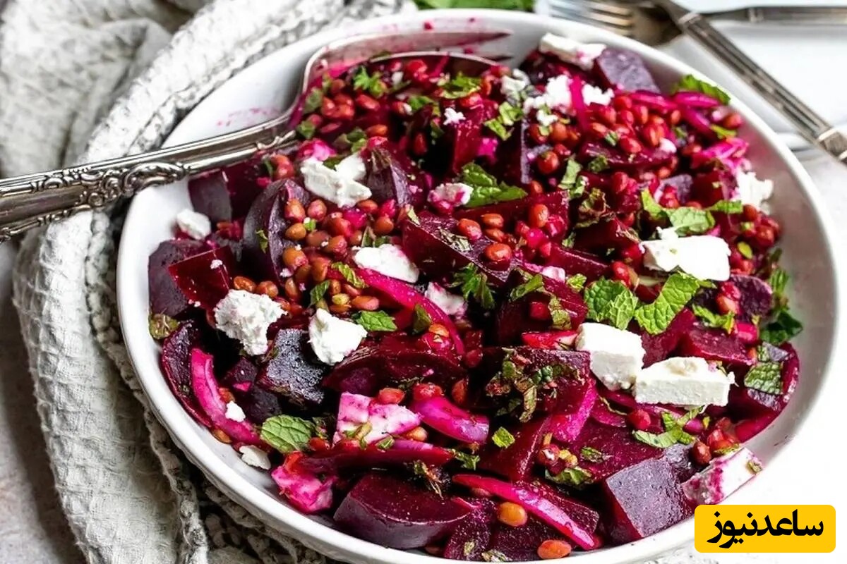 ویدیو | آموزش کامل طرز تهیه سالاد انار و مجلسی با کلم قرمز و گردو