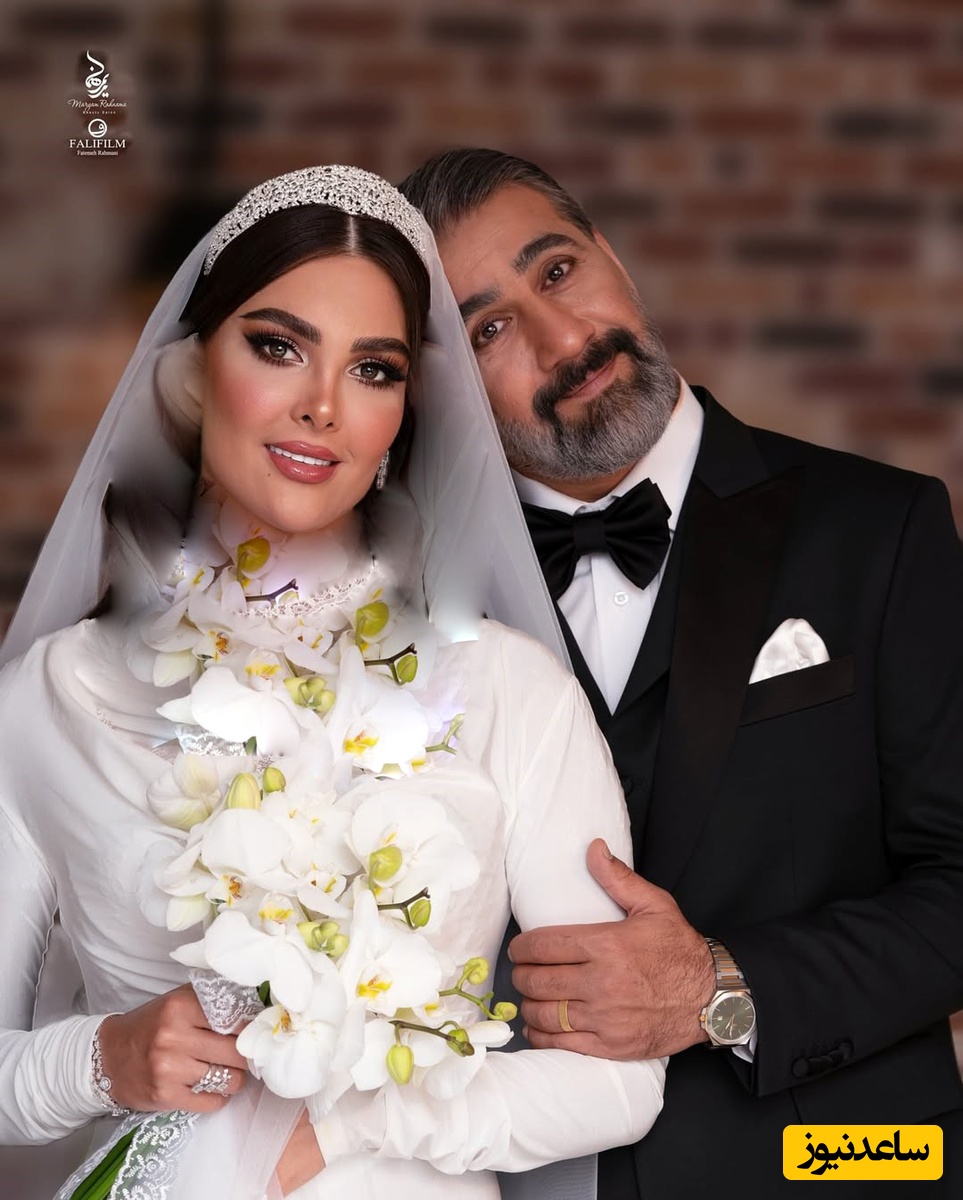 یادی کنیم از حضور دسته جمعی بازیگران ایرانی در مجلس عروسی باشکوه محمد نادری/ هوتن شکیبا، باربد بابایی، نیما شاهرخ شاهی، مهراب قاسم خانی، امیر غفارمنش، امیر کاظمی، وحید آقاپور و...