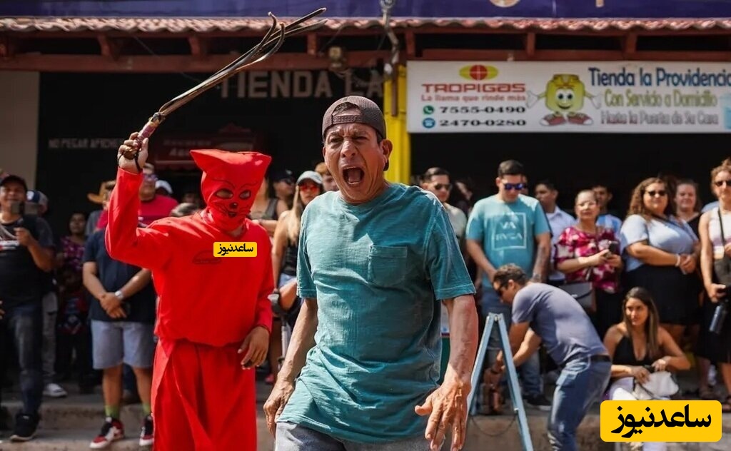 راهپیمایی سنتی در عید پاک.