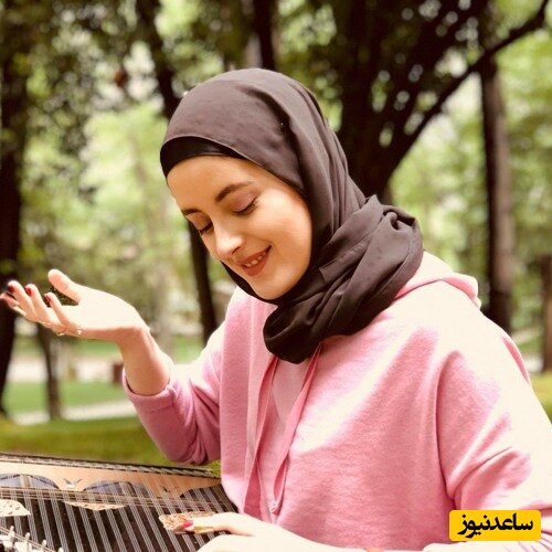 اکسسوری و حجاب استایل خاص فرح فارسی نوازنده زیبای ایرانی درحال طراحی غوغا کرد