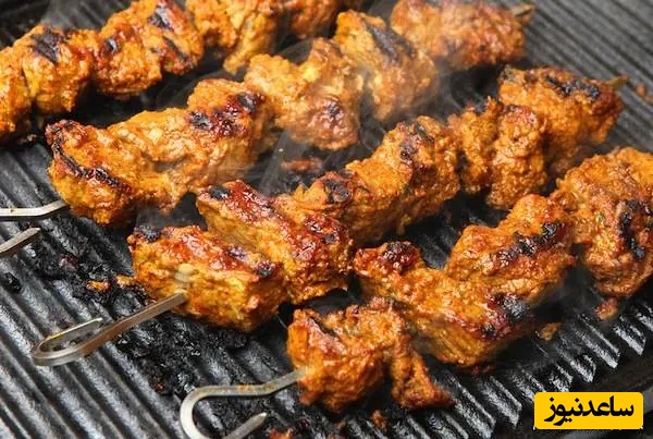 (ویدئو) طرز تهیه کباب کشمیری با سس مخصوص؛ تجربه‌ای بی‌نظیر از یک کباب هندی لذیذ