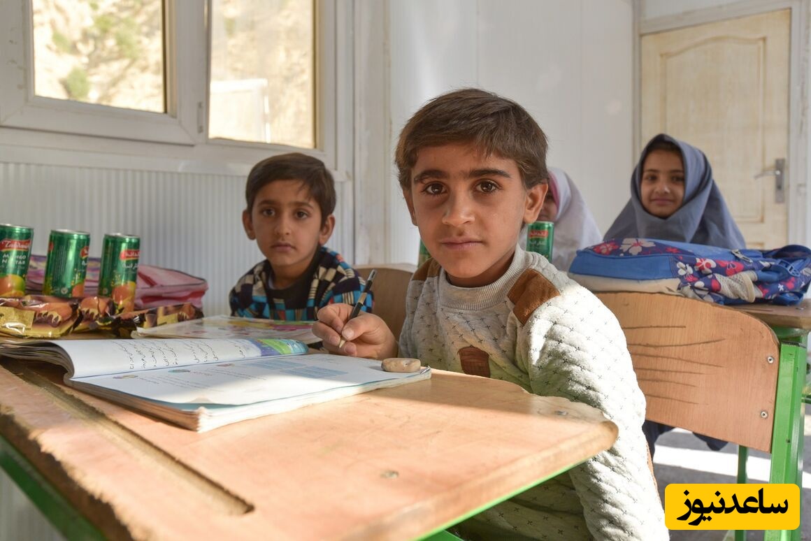 (ویدئو) بلافاصله پس از آغاز جنگ: غیرت کودکانه در مدرسه‌ای در استان فارس