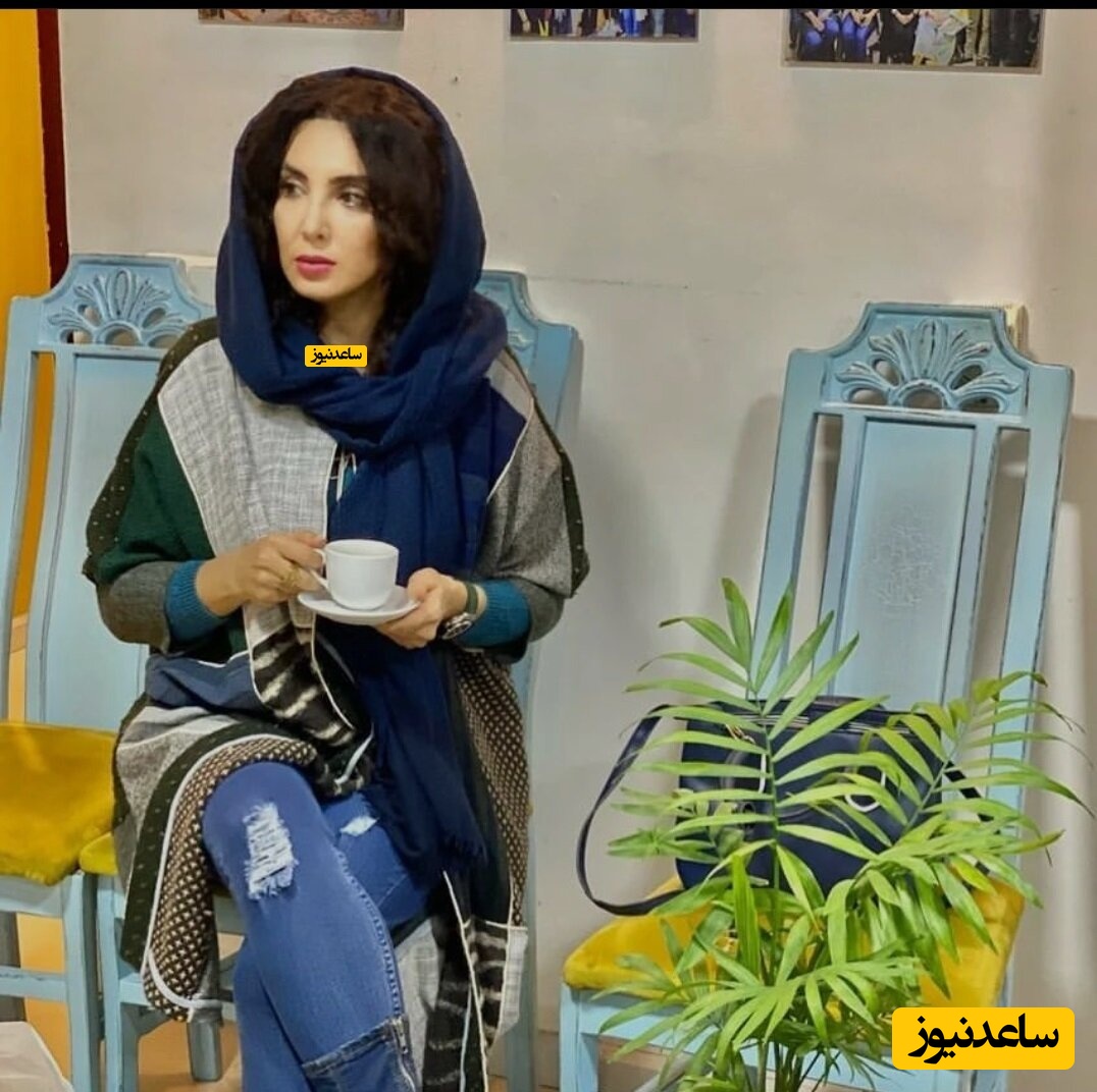 پوستر لیلا بلوکات با ژست خاص