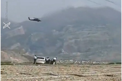 شجاعت در قاب تصویر؛ لحظهٔ شلیک پرسنل نیروی انتظامی به سمت بالگرد بلک هاوک آمریکایی+فیلم