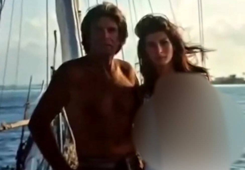 عجیب‌ترین خبری که دنیا را تکان داد / زوج گمشده 25 سال وسط اقیانوس زنده پیدا شدند + ویدئو