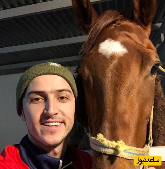سردار آزمون: 65 تا اسب دارم و یک اصطبل در شمال ایران دارم، این عشق به اسب‌سواری از پدربزرگم به پدرم و بعد به من رسید+عکس