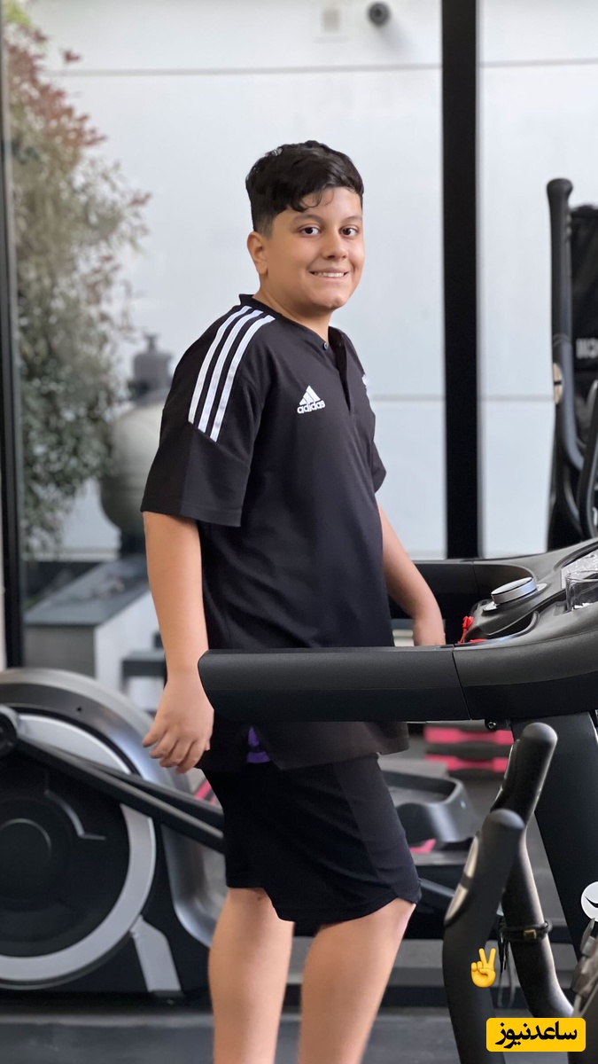 نگاهی به باشگاه بدنسازی مجهز و مینیمال خانواده علیرضا بیرانوند در ویلای لوکس و لاکچری‌اش/ چه سگ ورزشکار پایه‌ای دارن+فیلم