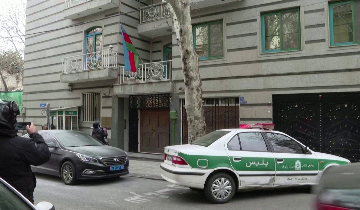 پیامک مشکوکی که باعث رخداد سفارت آذربایجان شد
