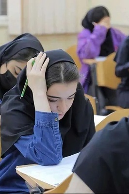 نایب رئیس کمیسیون آموزش و تحقیقات مجلس: «تصمیم برای تأثیر قطعی معدل یازدهم در کنکور 1405، یک اشتباه بزرگ است»