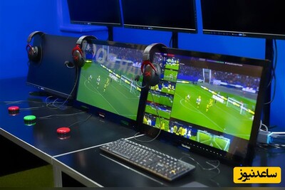 اتفاق عجیب در جابه‌جایی سیستم VAR؛ حمل دستگاه حساس با نیروی انسانی، خطر صدمه جدی!