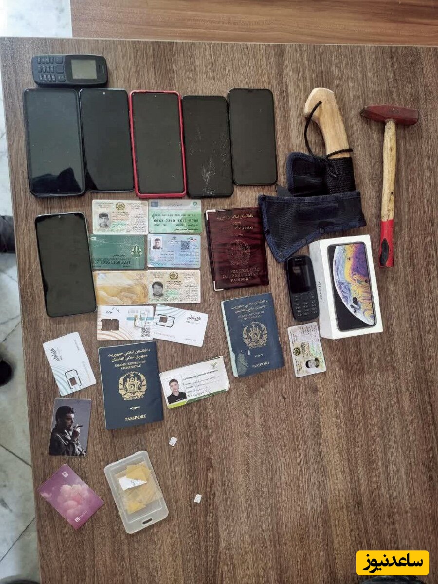 توقیف موبایل و مدارک
