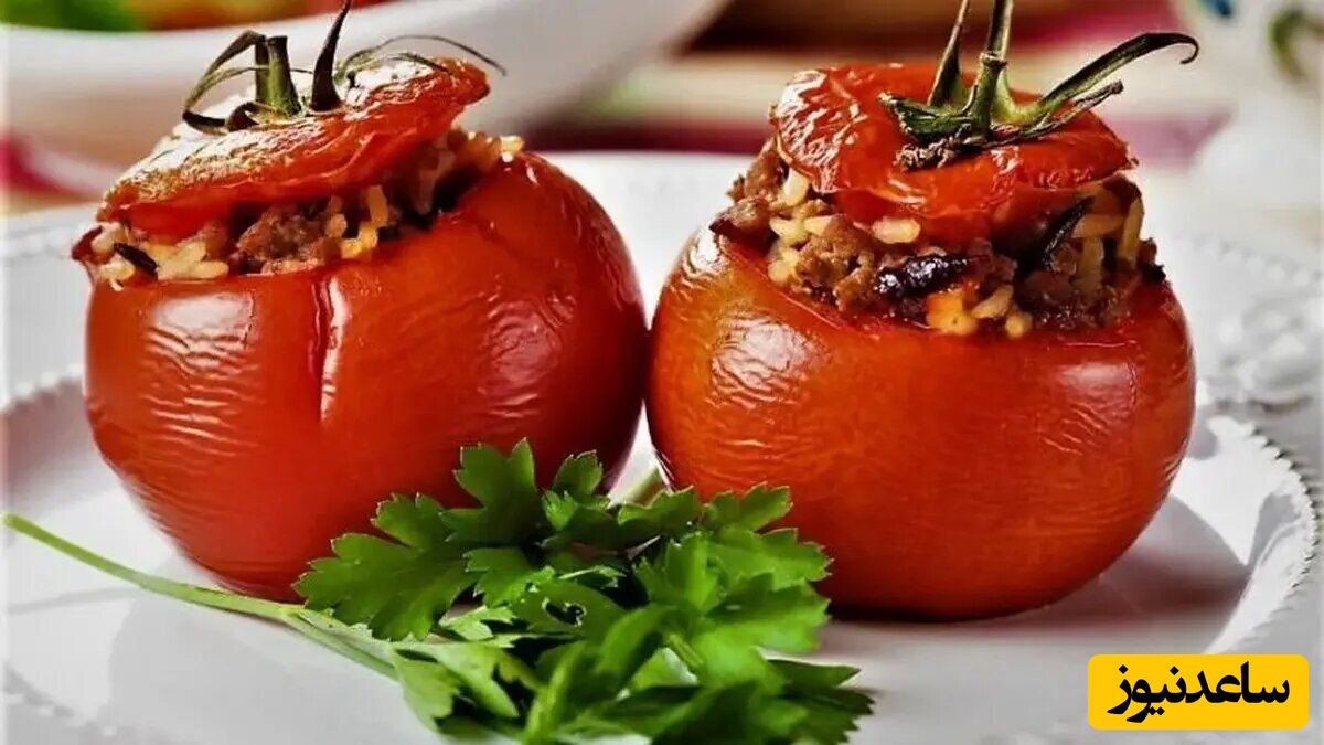 طرز تهیه دلمه گوجه‌فرنگی؛ غذای خوش‌رنگ و خوشمزه‌ای که سفره‌تان را مجلسی می‌کند🍅👩‍🍳