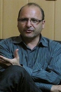 عضو کمیسیون امنیت ملی: آمریکا حمله کند، به خارک و اصفهان حمله خواهد کرد/ به نفت ما حمله کنند به لوله‌های نفت حمله نمی‌کنیم؛ به چاه‌ها حمله می‌کنیم