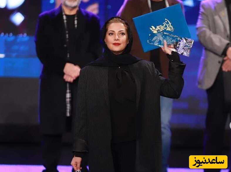 طناز طباطبایی