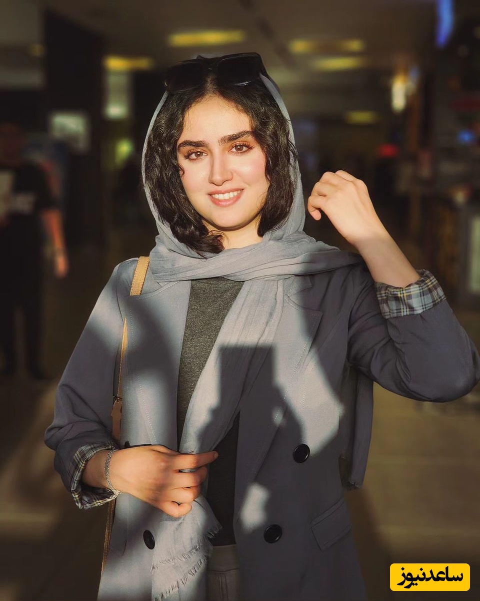 دلبرانگی های هانیه غلامی با نگاه های معصومانه و موهای پریشان در دست باد😍 چه تصویر جذابی شده😍👌🏻