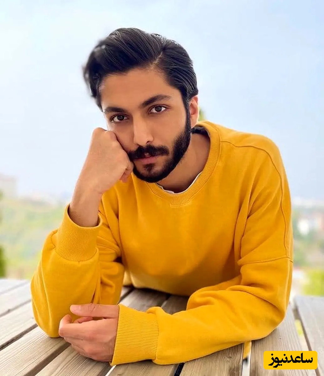 دوچرخه سواری کیسان دیباج در خیابان های خلوت بالاشهر