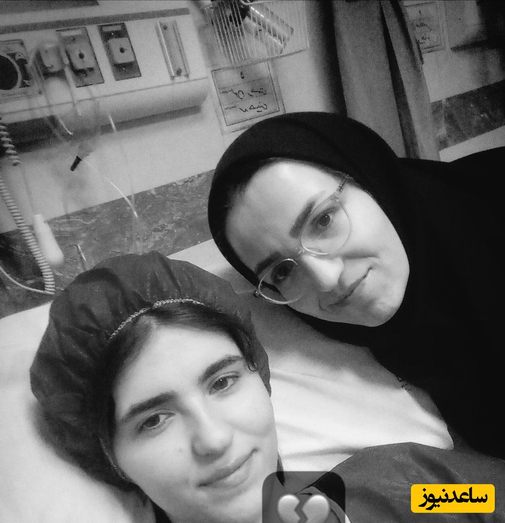 حنانه عزیزی و مادرش