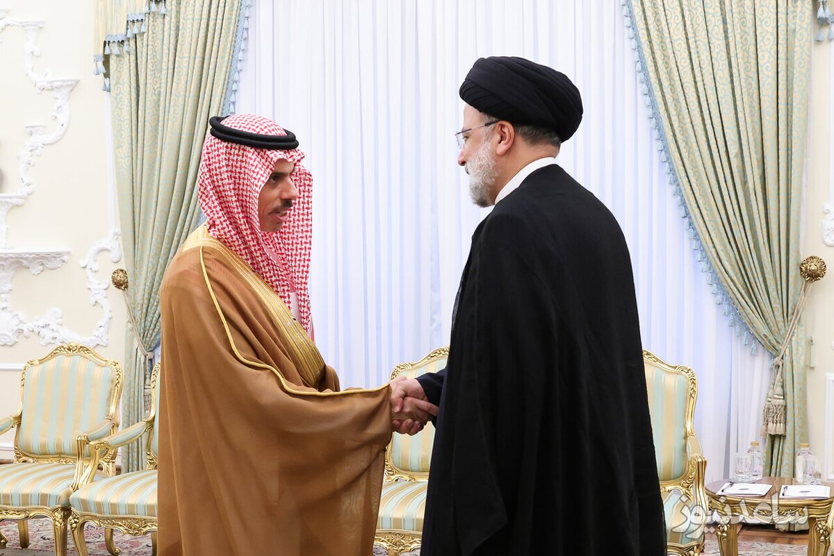 دیدار وزیر خارجه عربستان با رئیسی +عکس
