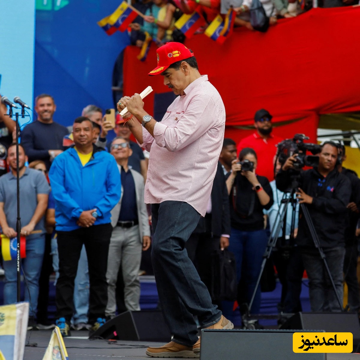 ویدیویی جدید از رقص مادورو در آستانه حمله آمریکا به ونزوئلا