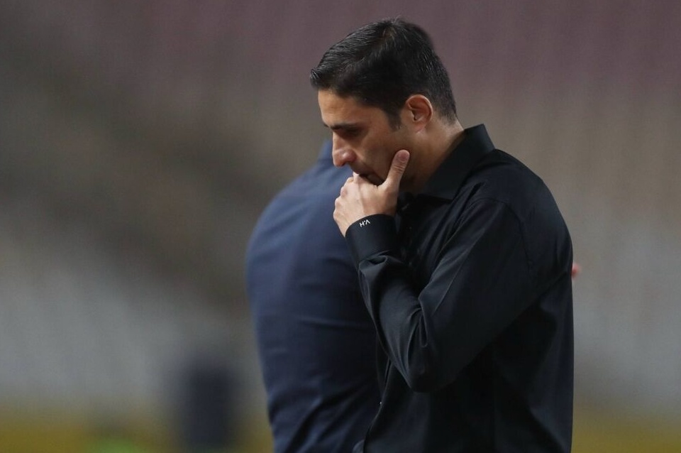 شایعه عجیب در مورد وحید هاشمیان/ سرمربی پرسپولیس دست به افشاگری می‌زند؟