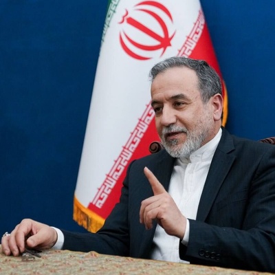 (فیلم) هوشیاری سید عباس عراقچی در مقابل درخواست آمریکایی‌ها در مورد فرمانده نظامی آمریکا در منطقه