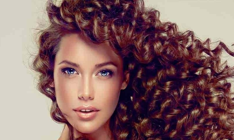 دیدن موی فر در خواب چه تعبیری دارد؟ / تعبیر خواب موی فر