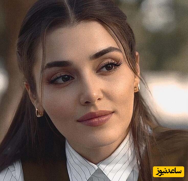 ژست و لبخند دلبر هانده ارچل در فضای باز