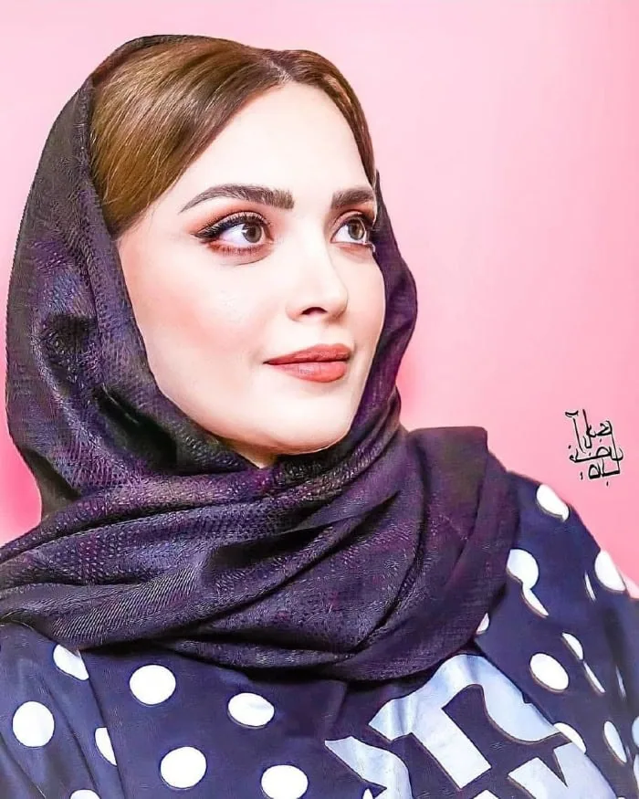 پیام احساسی بهنوش طباطبایی به فرزندان زیبایش+ عکس دسته جمعی/ بهنوش طباطبایی: عسل های مادر، جای پسرم در این عکسها خالی هست