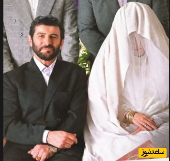 مراسم عقد امین حیایی با سرود انقلابی«خجسته باد این پیروزی» غوغا کرد؛ مدیری اونقدر به کراوات هادی کاظمی نگاه کرد که معذب شد و بازش کرد!+ویدیو