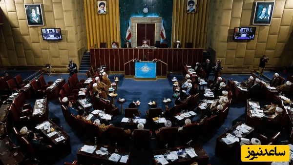 مطالبه مردم: هر چه سریع‌تر رهبر منتخب را معرفی کنید