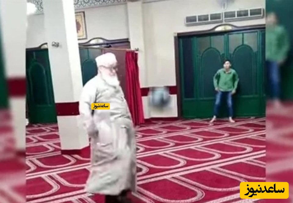فوتبال بازی کردن یک امام جماعت در مسجد جنجالی شد + فیلم