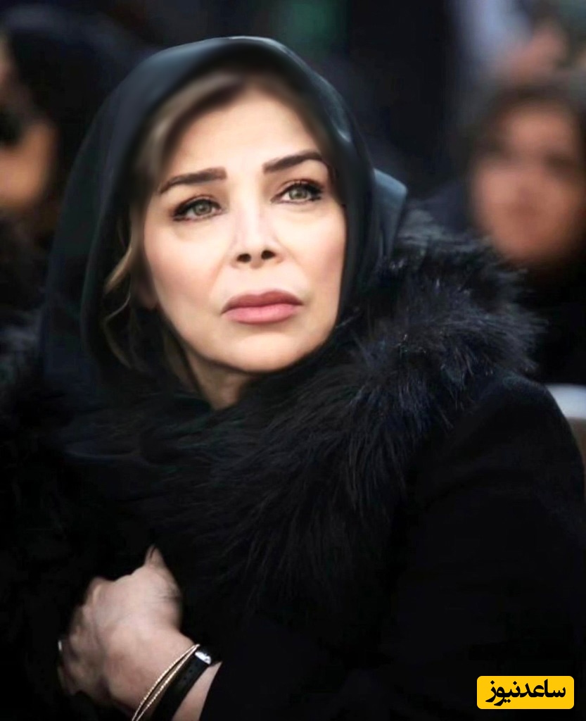 تبلیغات شیوا خنیاگر برای شغل دومش! چه کسب و کار پر رونقی! 😎👌🏻