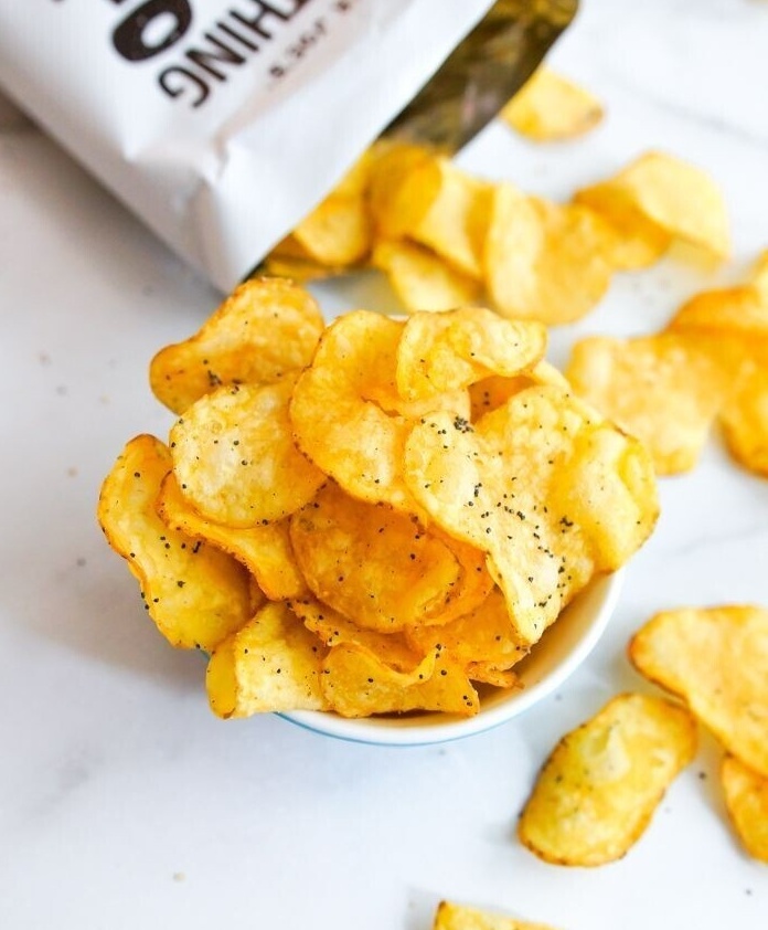 اگه این ویدیو رو به بچه‌هاتون نشون بدید، مطمئن باشید تا آخر عمر لب به چیپس نمی‌زنن!