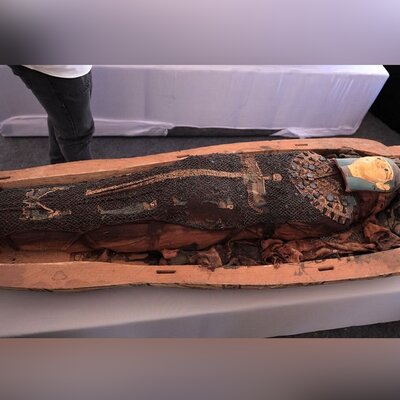 کشف تابوت 3 هزار ساله در مصر با نقاشی‌هایی شبیه انیمیشن «سیمپسون‌ها»!