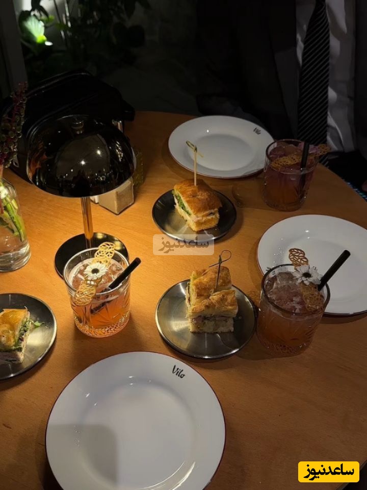 رستوران مینا مختاری و بهرام رادان