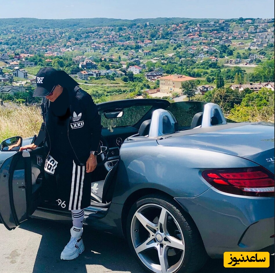 تینا آخوندتبار